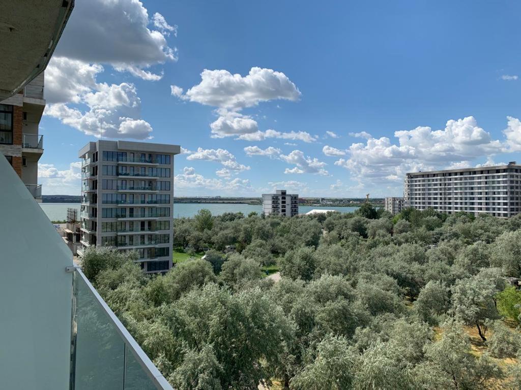 White Tower Mamaia Prestige Apartments 外观 照片