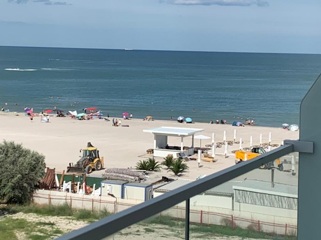 White Tower Mamaia Prestige Apartments 外观 照片